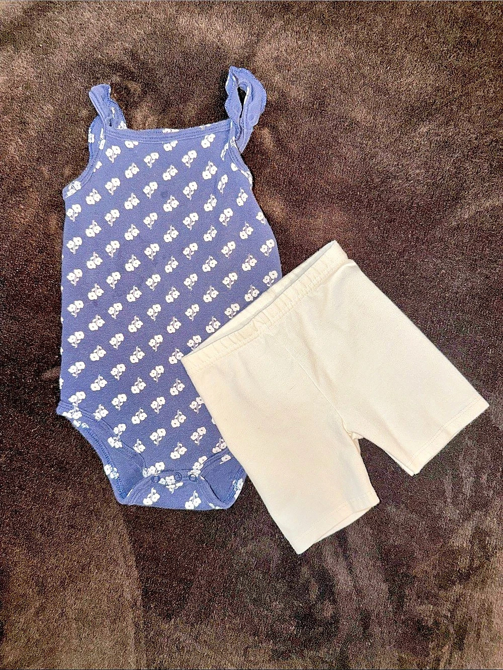 HB Floral Romper & Shorts Set in Blue & White Size 24M